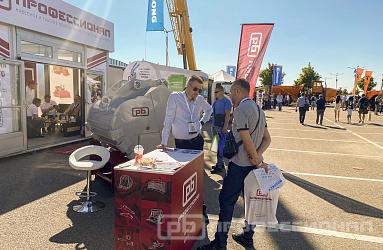 Мини-погрузчик ПМ-1000 назвали громкой новинкой на Eurasian Construction Technology 2024